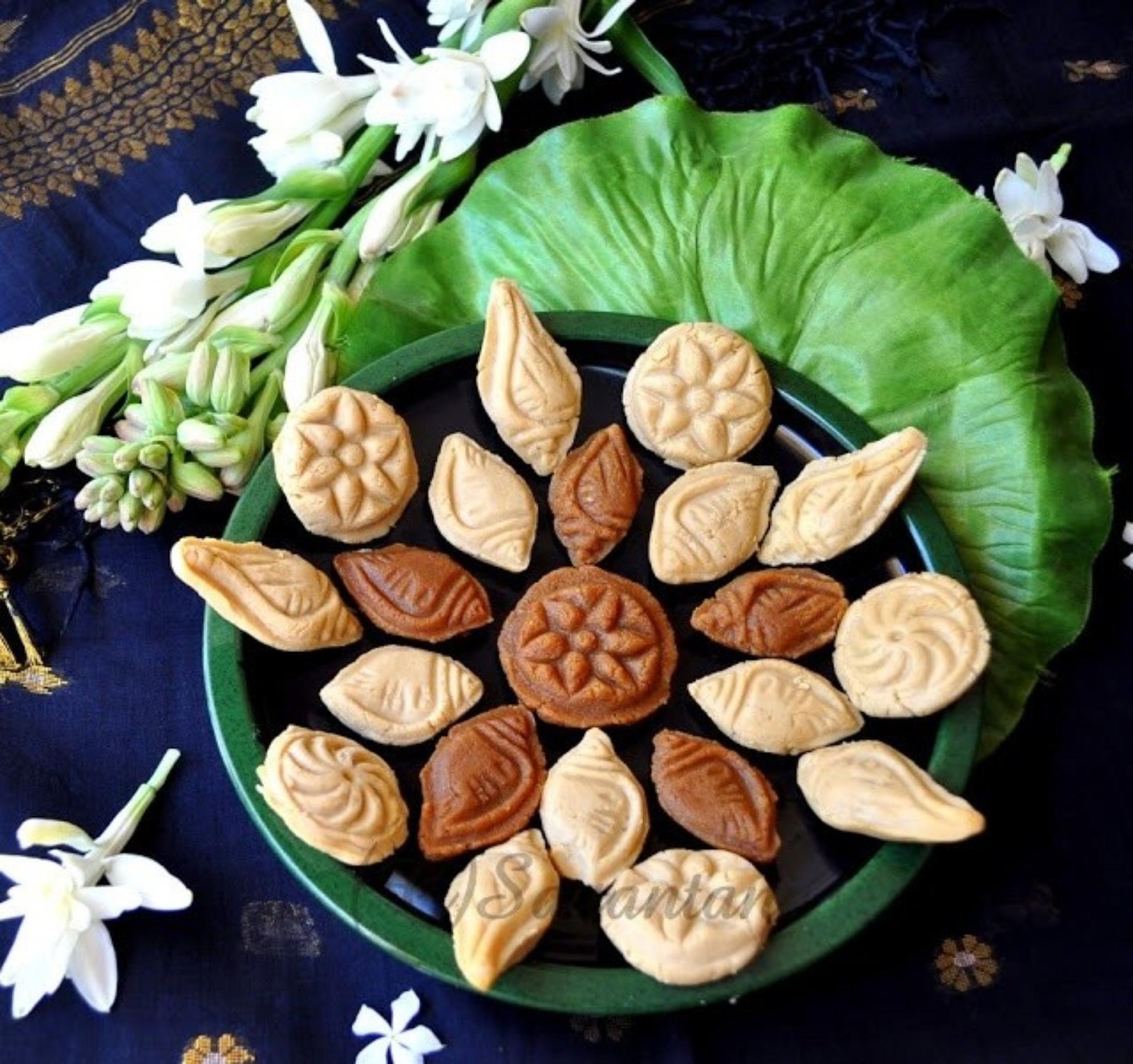 Nolen Gurer Sondesh