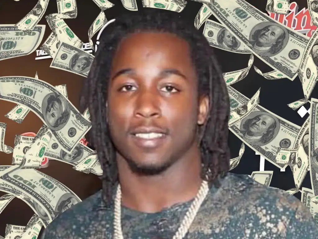 Kareem Hunt Net Worth image